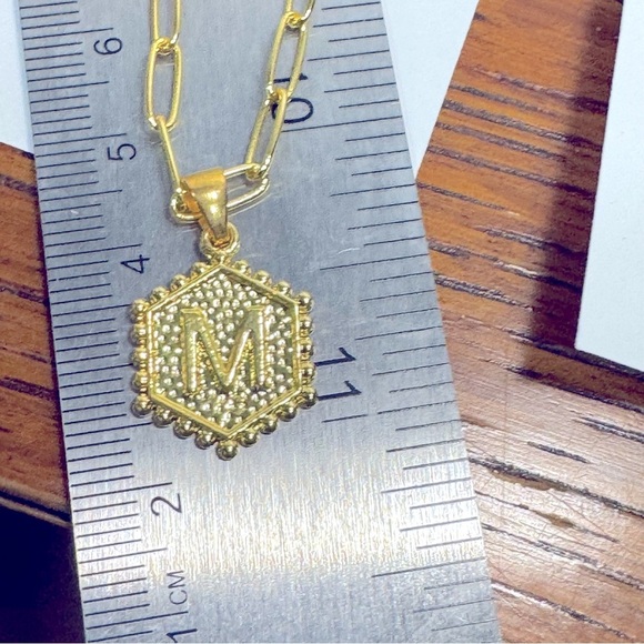 Gold Layered paperclip Necklace with double side Pendant - Picture 6 of 6